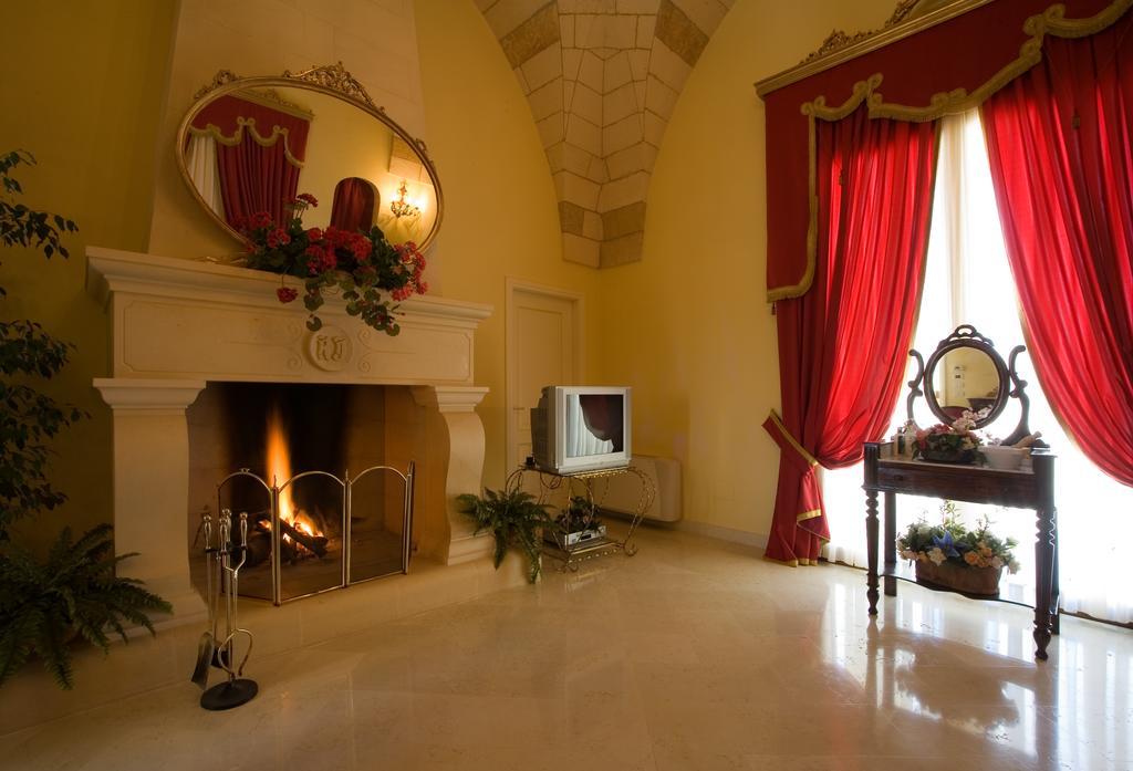 לינה וארוחת בוקר Sanarica Masseria Quadrelli חדר תמונה